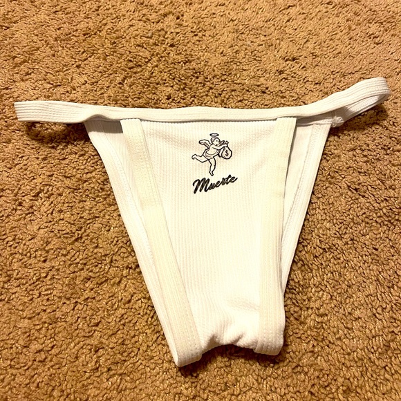 Muerte White Bikini Size M - Picture 2 of 6